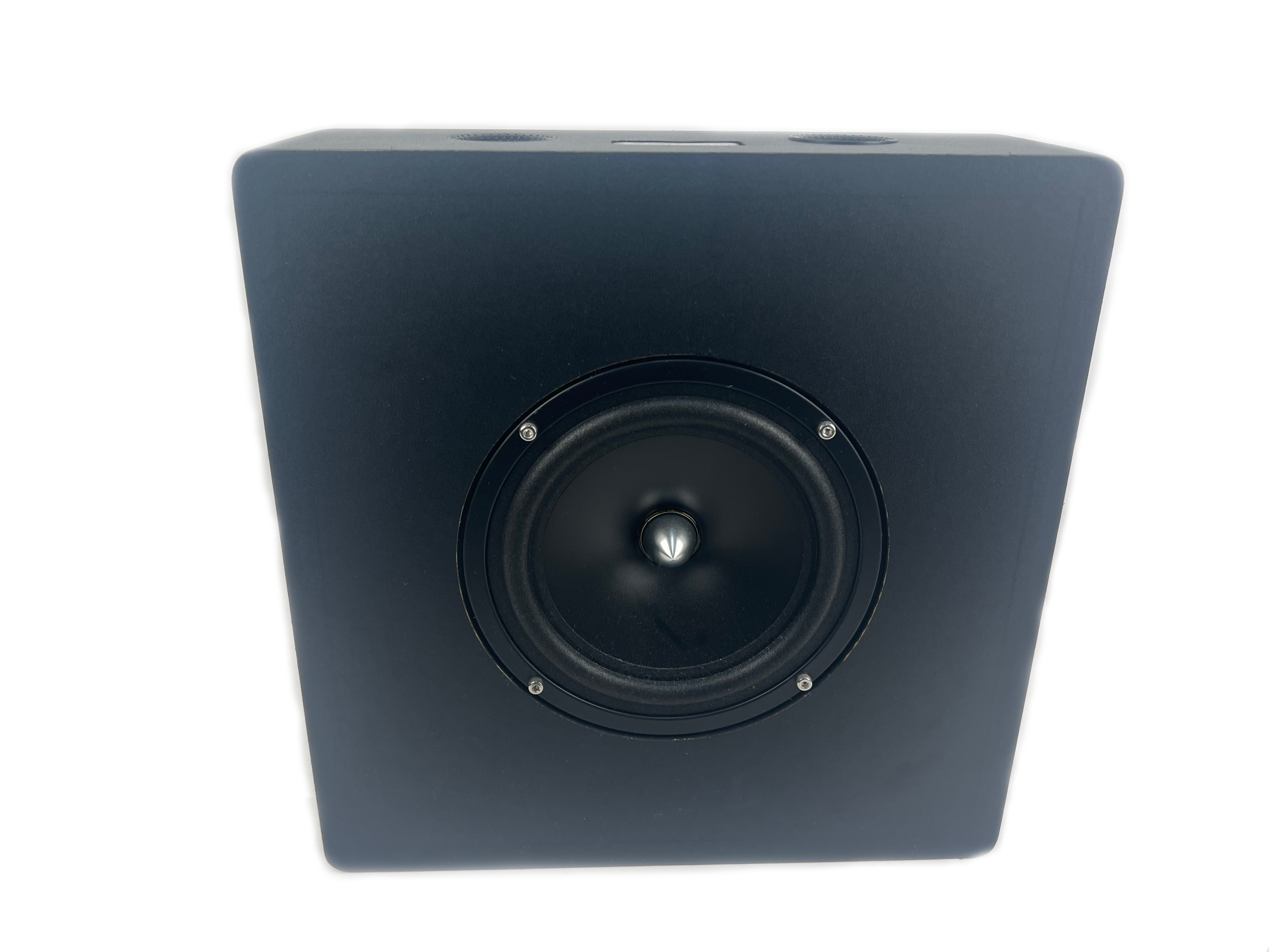 Far-field measurement sound source(W)150 Far-field measurement sound source(W)150